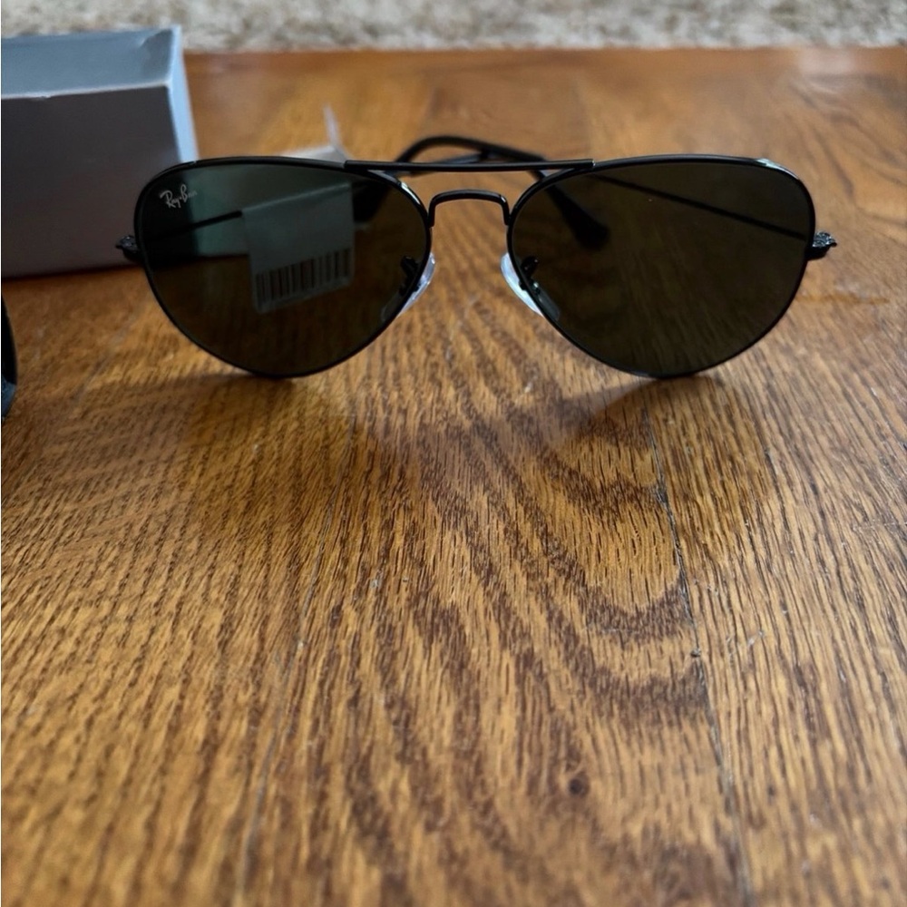 Ray-Ban Dark Aviator Sunglasses